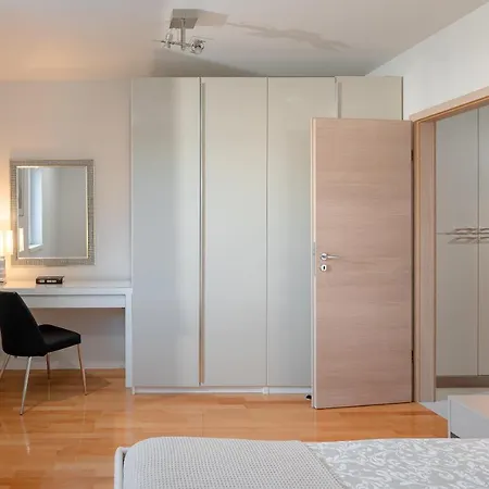 Aurora - Elegance & Luxury Apartment Split