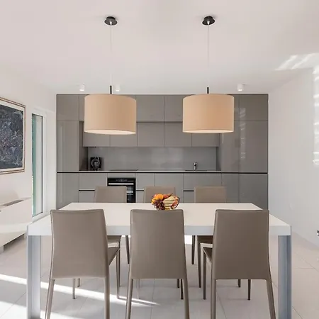 Aurora - Elegance & Luxury Apartment *